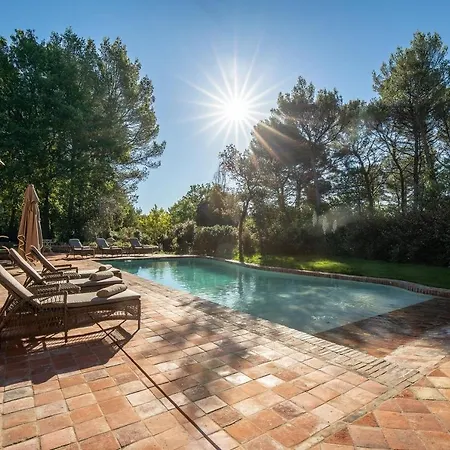 Hotell Chateau De Berne 5*